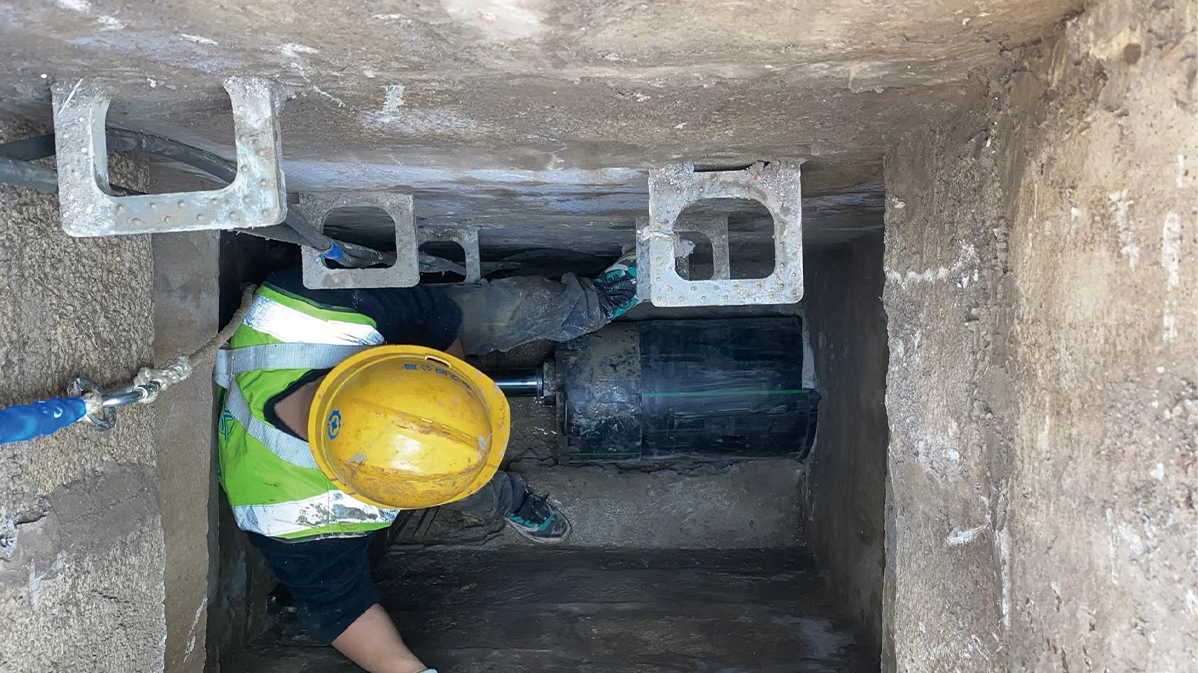 扎鲁特HDPE短管内衬法